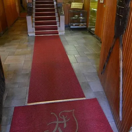 Hotel Italia 3*